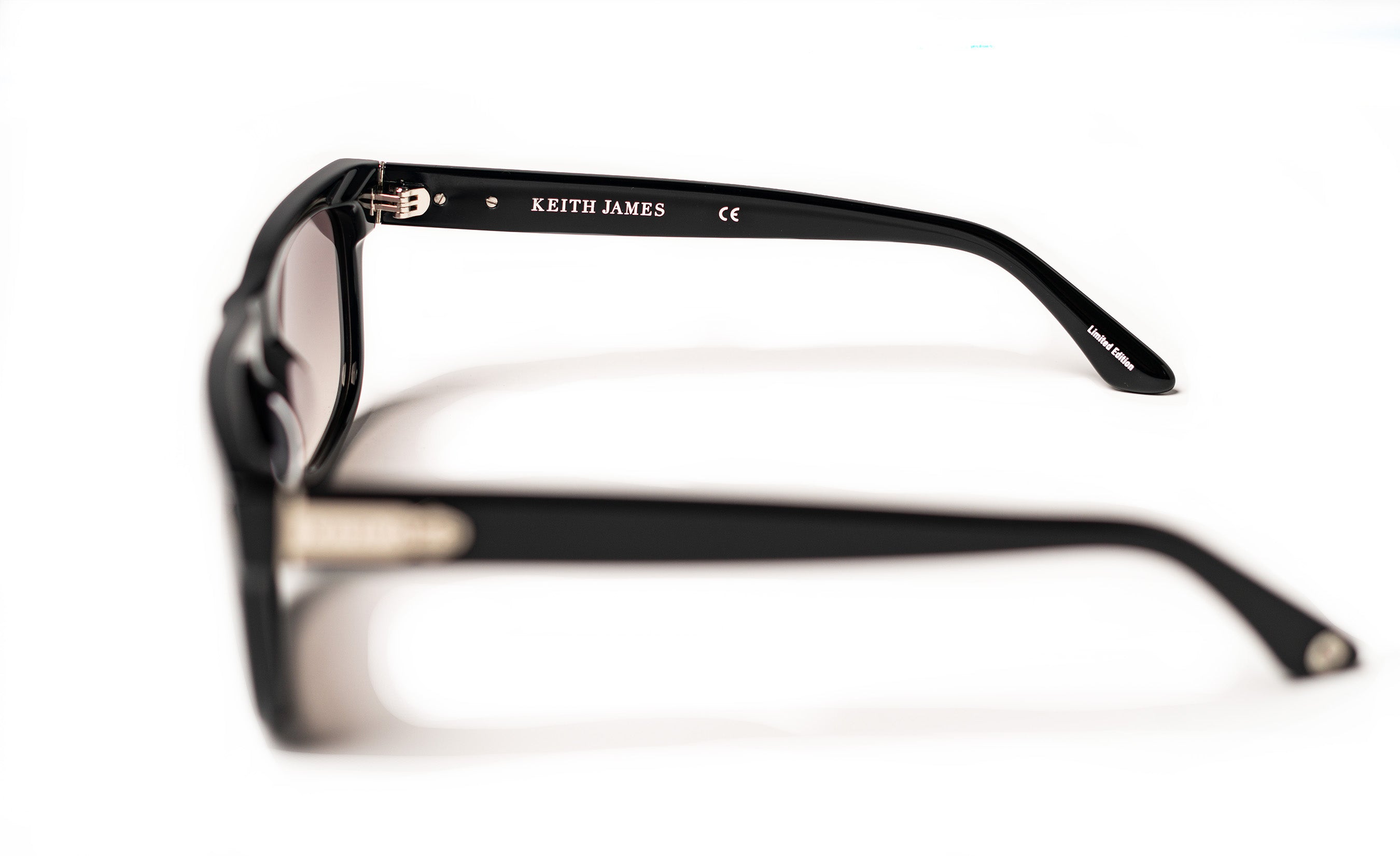 Greatness Sunglasses (Jet Black)